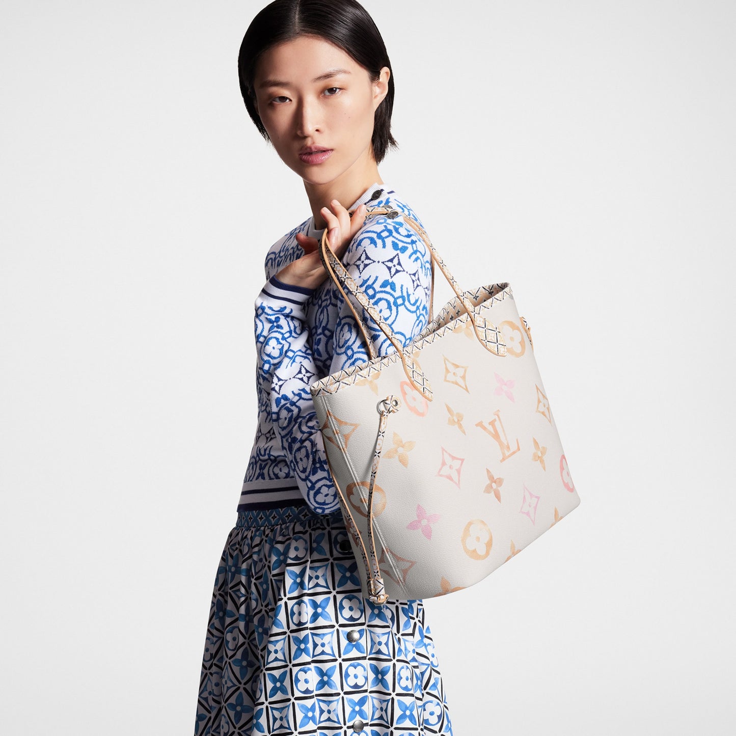 Louis Vuitton M22979 Neverfull MM Blue Monogram