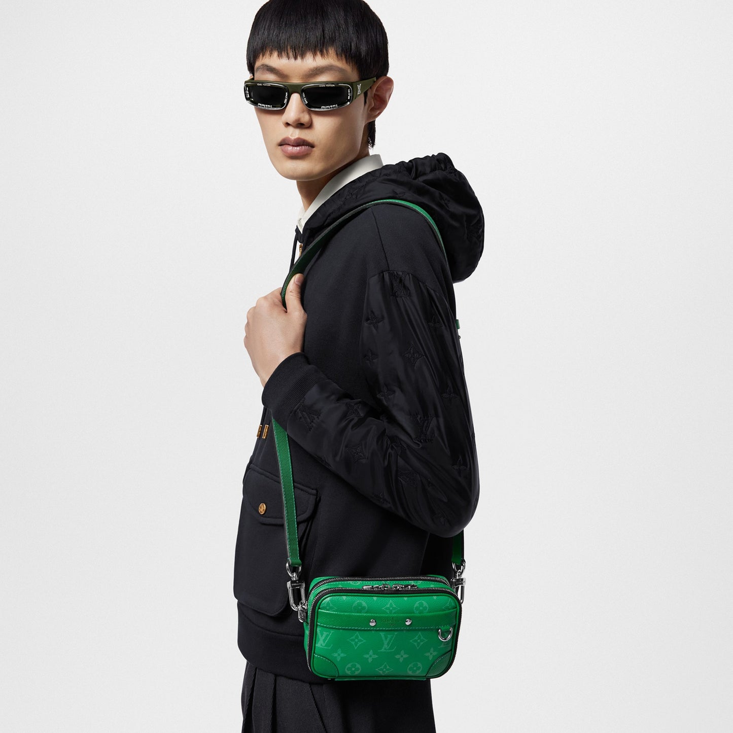 Louis Vuitton M30997 Alpha Wearable Wallet Cactus Green